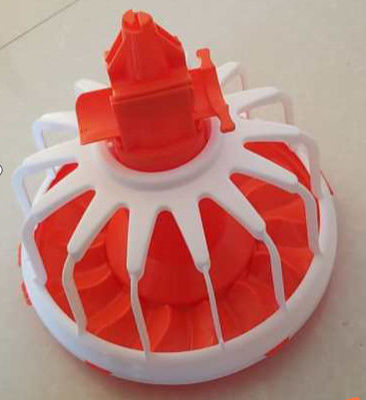 Broiler Chicken Layers Auto Feeding System Plastic Feed Pans