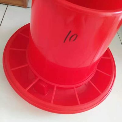 Plastic Bucket Feeding System PE Poultry Feeder Drinker