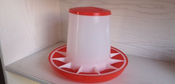 2kg 8kg Poultry Feeder Drinker For Chicken Feeding Lines