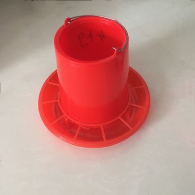 Poultry Farming 1.5kg 4kg Chicken Feeders And Drinkers For Broiler