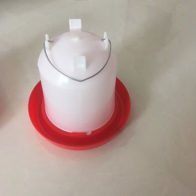 Poultry Farming 1.5kg 4kg Chicken Feeders And Drinkers For Broiler