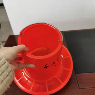 4kg Plastic Poultry Chicken Feeder And Drinker Chick Feeding Bucket