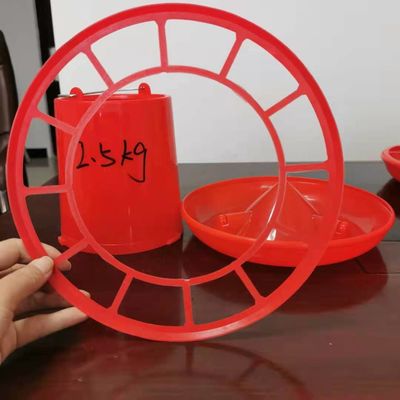 Broiler Farming Plastic Bucket 2.5kg Duck Feeders And Drinkers