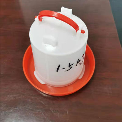 1.5L Poultry Bucket Drinker For Baby Chicken Broiler Layer Breeder