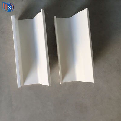 White Automatic Feeding System Poultry Chicken Trough Plastic