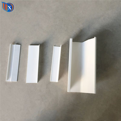 White Automatic Feeding System Poultry Chicken Trough Plastic
